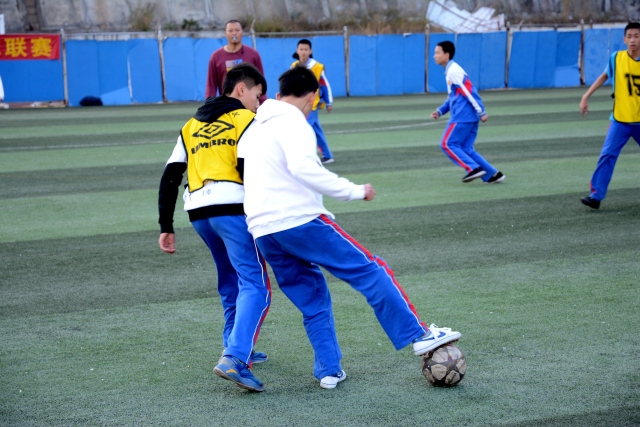 曼城虚增财务收入的背后真相与影响